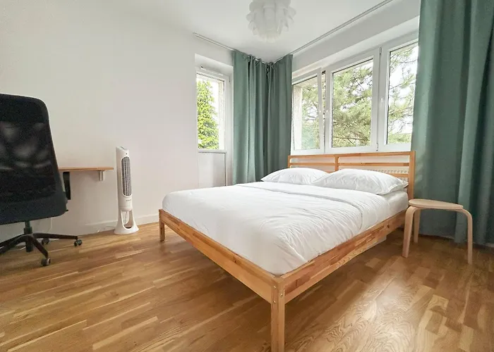 Fantastays - Pine Appartement *